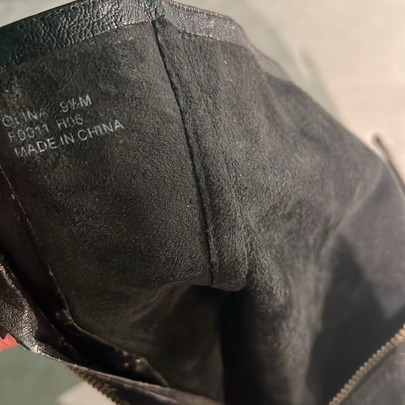 Calvin Klein leather booties - Picture 4 of 7